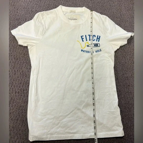 Abercrombie & Fitch Men’s Muscle TShirt The Watering Hole Y2K - Picture 9 of 9